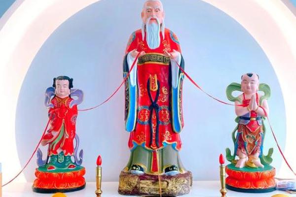 求月老牵姻缘的话 求月老姻缘怎么说？