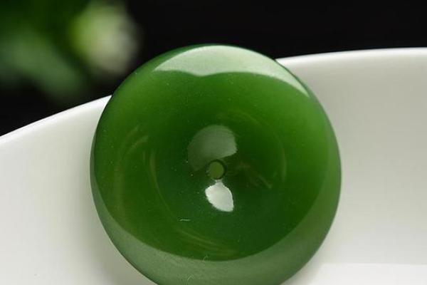 金牛星座适合佩戴什么饰品