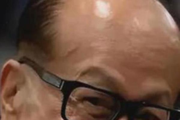 李嘉诚不信算命