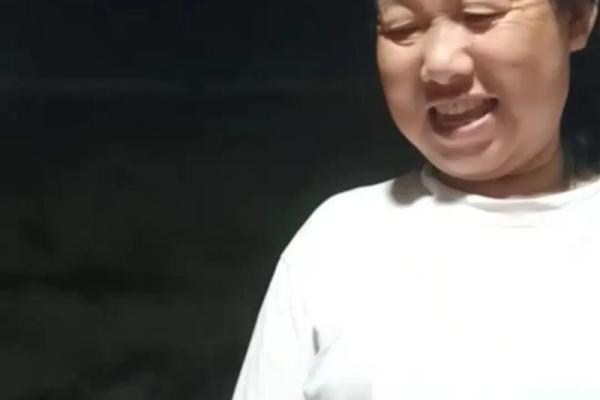 当年大姑接班进化肥厂，二姑进纺织厂，算命先生却说我爸最有出息