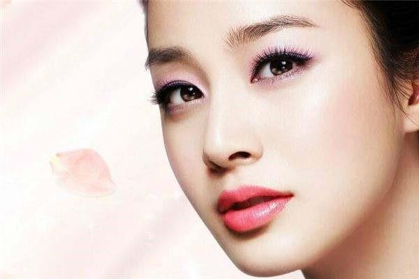 八字眉毛的女人命运好不 八字眉的女人性格 八字眉毛的女人命运好不 八字眉的女人性格