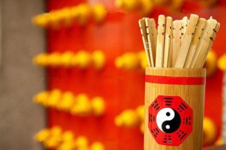 算命的费用越贵越好吗 算命一般不给什么样的人算命