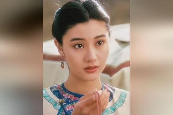 李嘉欣紫薇斗数
