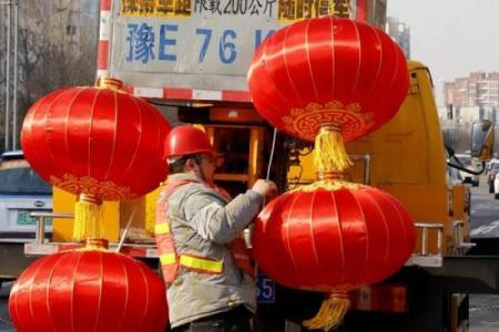 风水挂灯笼的十大忌讳不宜挂破损的灯笼